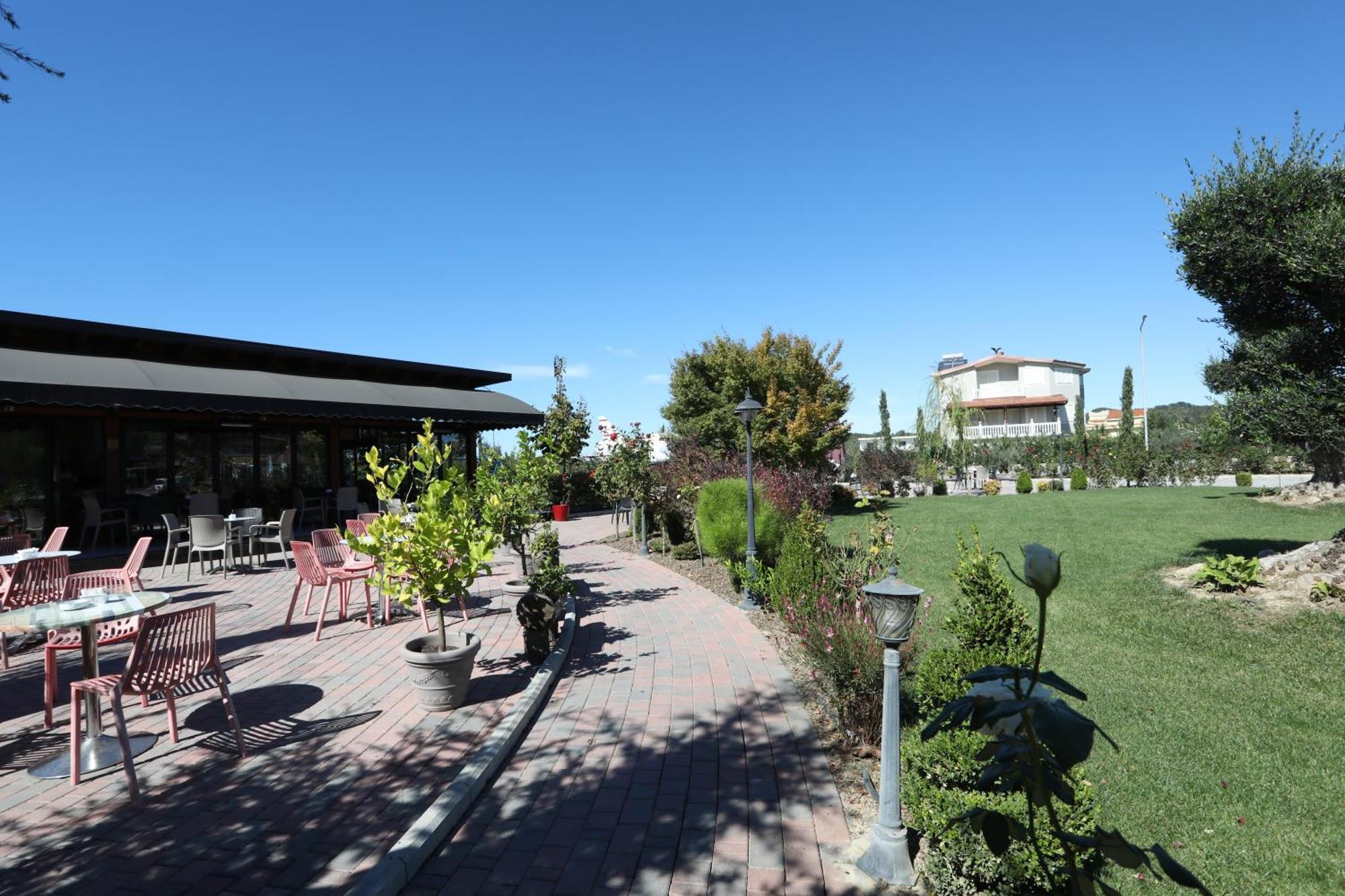 Te Aldo Hotel Kuraten Bagian luar foto