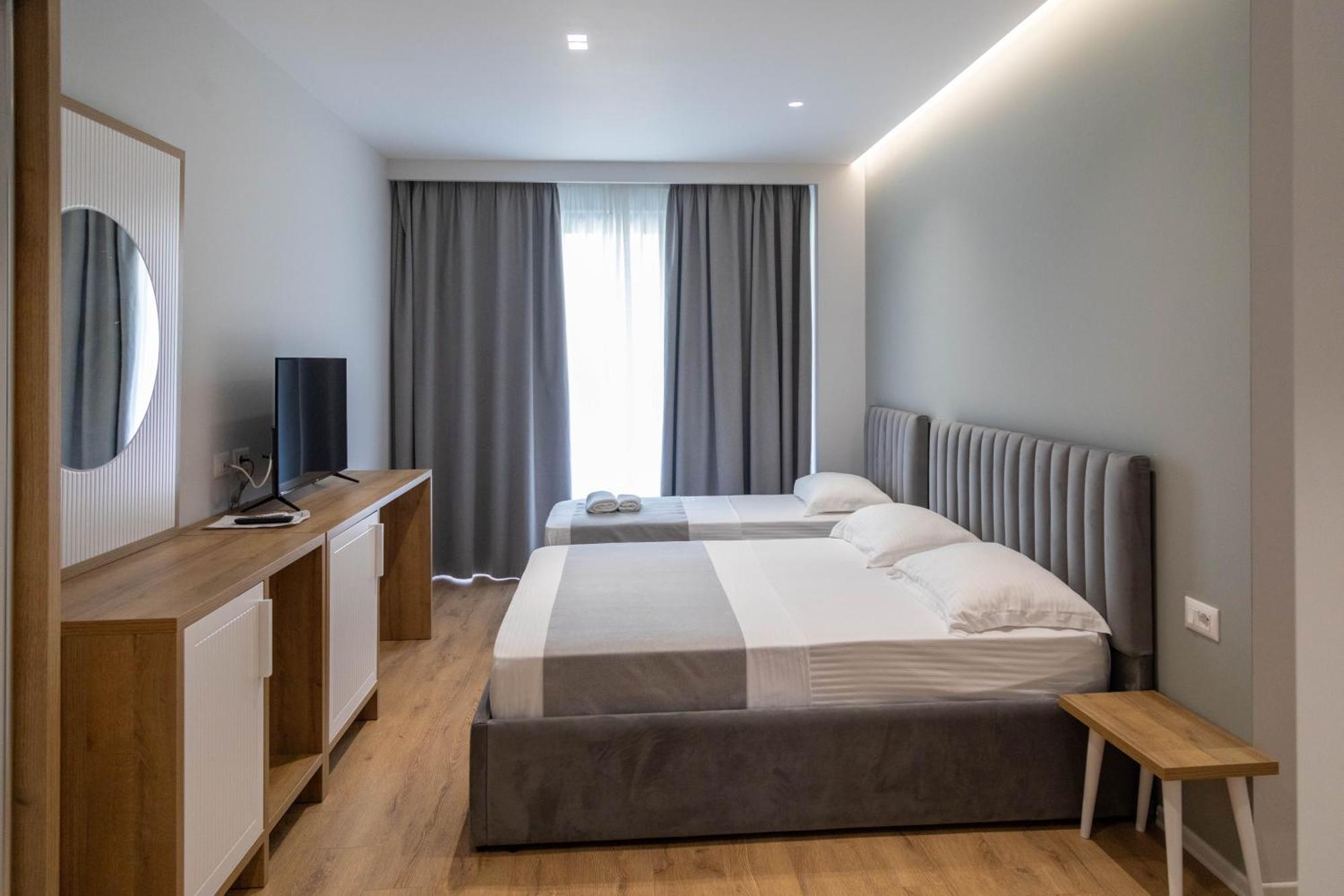 Te Aldo Hotel Kuraten Bagian luar foto